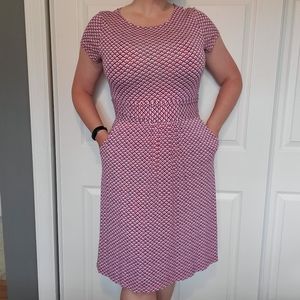 Boden Amelie Jersey Dress in Strawberry Geo Print (Pink and Blue) - US size 10